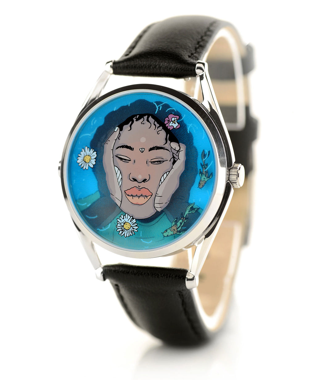 Ophelia watch side view