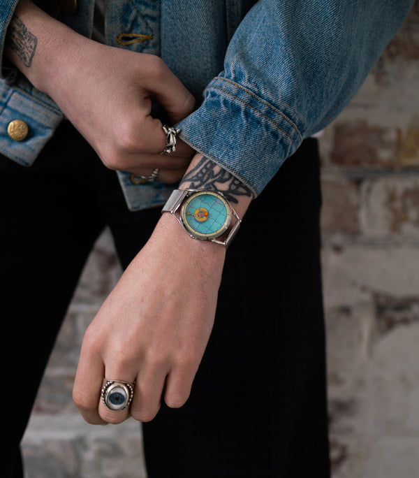 Buy Unique Watches - Quartz Slim case Silver Men's Wrist Watch Square dial  Color White Looks at Amazon.in
